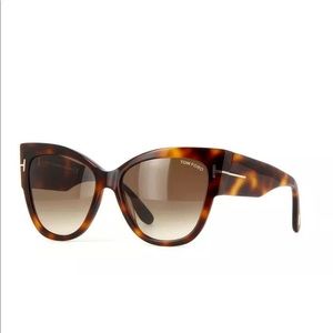 Tom Ford Anoushka in Havana